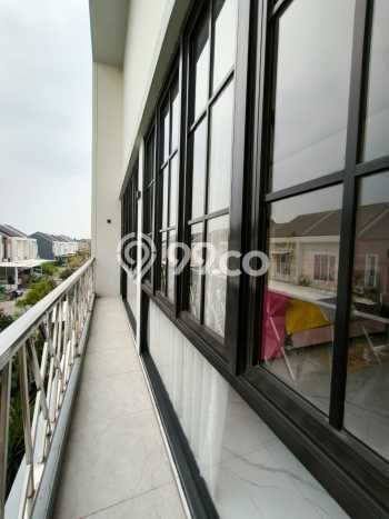 For Sale! Premium House LT 224m2 Desain Elegan di Taman Kopo Indah For Sale! Premium House LT 224m2 Desain Elegan di Taman Kopo Indah