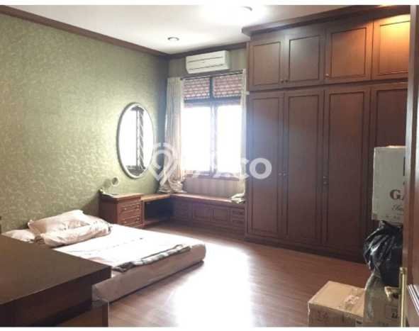 Hunian Elit LB 500m2 Siap Pakai Desain Elegan di Riau, Bandung Hunian Elit LB 500m2 Siap Pakai Desain Elegan di Riau, Bandung