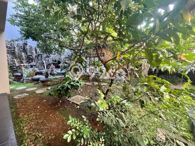 Jual Rumah Mewah Megah Dengan View Eksklusif di Kota Baru Parahyangan, Bandung Jual Rumah Mewah Megah Dengan View Eksklusif di Kota Baru Parahyangan, Bandung