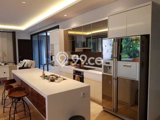 Hunian Elit LB 925m2 Siap Pakai Desain Elegan di Mekar Wangi, Bandung Hunian Elit LB 925m2 Siap Pakai Desain Elegan di Mekar Wangi, Bandung