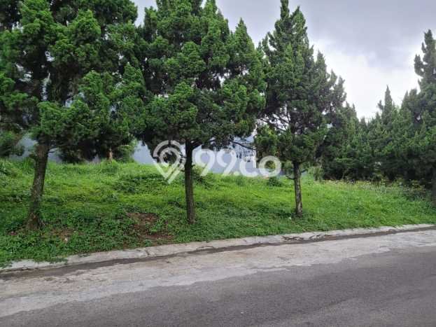 Tanah Kavling Dijual di Setra Duta, Bandung dengan Luas Tanah 400m2 Tanah Kavling Dijual di Setra Duta, Bandung dengan Luas Tanah 400m2