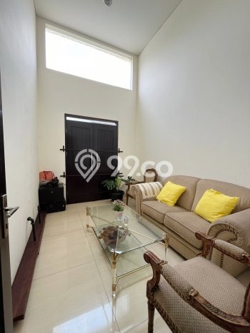 Dijual Rumah Luas Elegan Dengan View Eksklusif di Mekar Wangi, Bandung Dijual Rumah Luas Elegan Dengan View Eksklusif di Mekar Wangi, Bandung