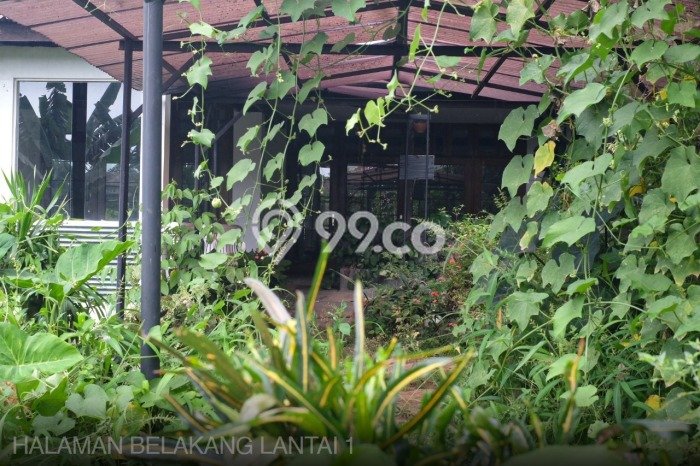 Ready to Use! Luxury House LT 683m2 Desain Modern di Setra Sari Ready to Use! Luxury House LT 683m2 Desain Modern di Setra Sari