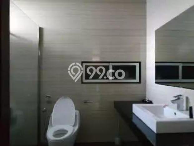 Rumah Elit Modern Tanpa Renovasi di Setra Duta Bandung Rumah Elit Modern Tanpa Renovasi di Setra Duta Bandung