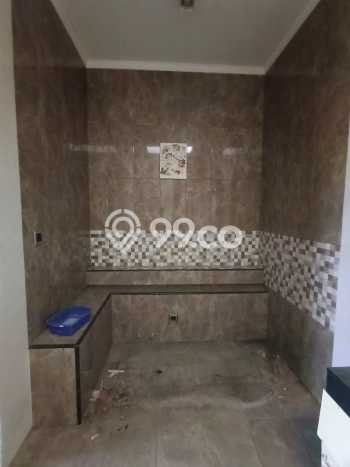Ready to Use! Premium House LT 180m2 Desain Elegan di Taman Kopo Indah Ready to Use! Premium House LT 180m2 Desain Elegan di Taman Kopo Indah