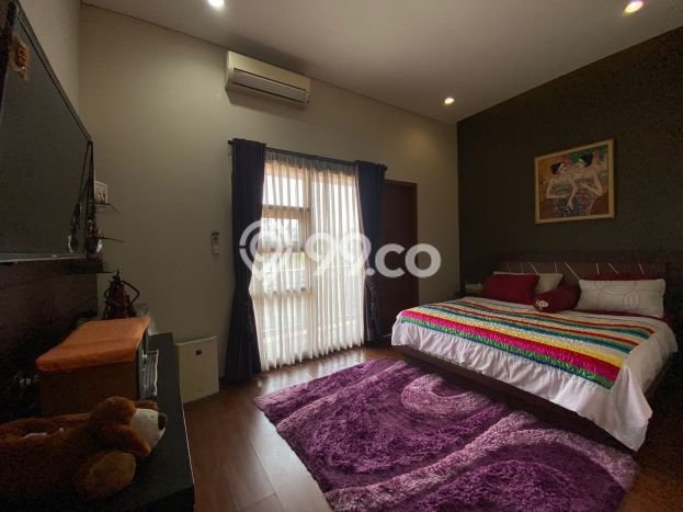 Rumah Luxury Modern Siap Huni di Mekar Wangi Bandung Rumah Luxury Modern Siap Huni di Mekar Wangi Bandung