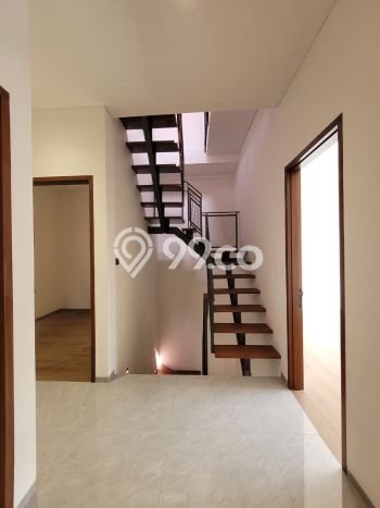 For Sale! Luxury House LT 100m2 Desain Elegan di Setra Duta For Sale! Luxury House LT 100m2 Desain Elegan di Setra Duta