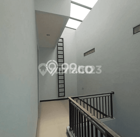 Rumah Minimalis 3 KT LT 114m2 di Taman Kopo Indah Rumah Minimalis 3 KT LT 114m2 di Taman Kopo Indah