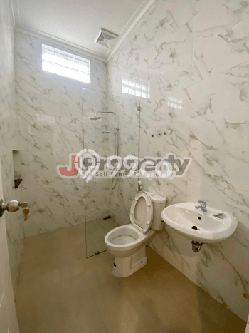 For Sale! Premium House LT 187m2 Desain Modern di Singgasana For Sale! Premium House LT 187m2 Desain Modern di Singgasana