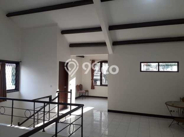 Dijual Rumah Luas Elegan Dengan View Cantik di Setra Duta, Bandung Dijual Rumah Luas Elegan Dengan View Cantik di Setra Duta, Bandung