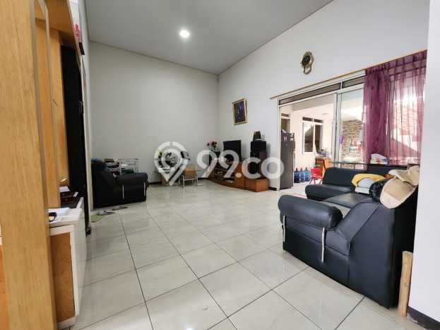 Rumah Elit Modern Tanpa Renovasi di Kota Baru Parahyangan Bandung Rumah Elit Modern Tanpa Renovasi di Kota Baru Parahyangan Bandung