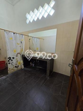 Rumah Elit Modern Tanpa Renovasi di BKR Bandung Rumah Elit Modern Tanpa Renovasi di BKR Bandung