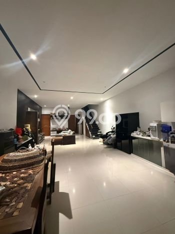 Rumah Minimalis 4 Kamar LT 144m2 di Setra Duta Rumah Minimalis 4 Kamar LT 144m2 di Setra Duta