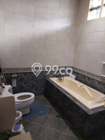 Rumah Elit LB 450m2 Siap Pakai Desain Elegan di Geger Kalong, Bandung Rumah Elit LB 450m2 Siap Pakai Desain Elegan di Geger Kalong, Bandung