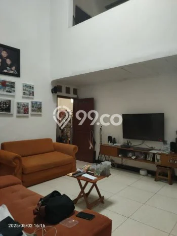 Rumah Luas Asri 4 KT Siap Huni di Burangrang Bandung Rumah Luas Asri 4 KT Siap Huni di Burangrang Bandung
