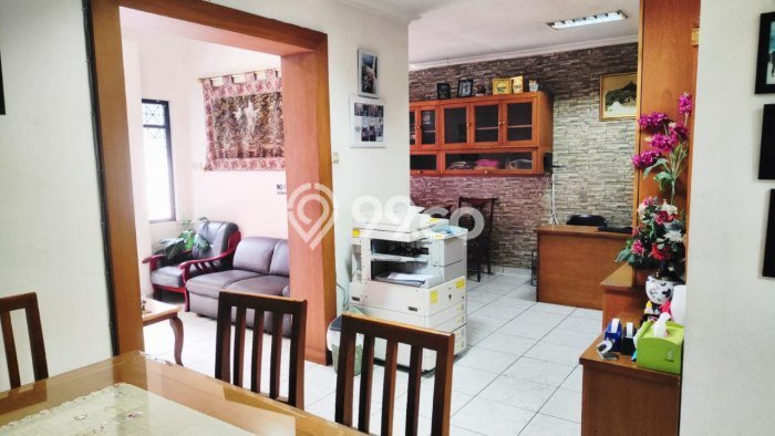 For Sale! Premium House LT 356m2 Desain Elegan di Pelajar Pejuang For Sale! Premium House LT 356m2 Desain Elegan di Pelajar Pejuang