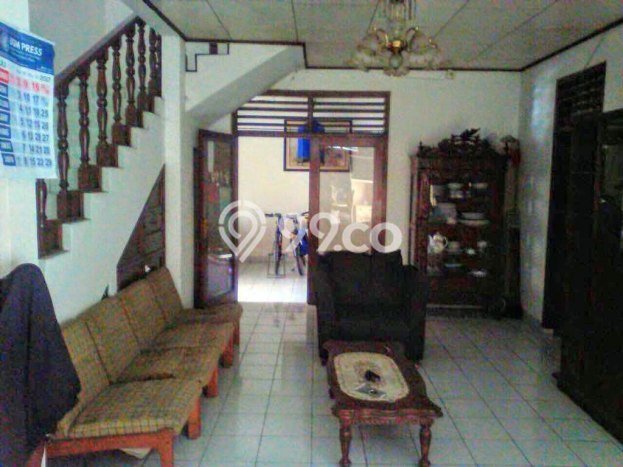 Rumah Elit LB 1000m2 Siap Huni Desain Elegan di Cigadung, Bandung Rumah Elit LB 1000m2 Siap Huni Desain Elegan di Cigadung, Bandung