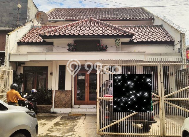 For Sale! Premium House LT 356m2 Desain Elegan di Pelajar Pejuang For Sale! Premium House LT 356m2 Desain Elegan di Pelajar Pejuang