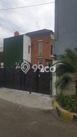 Jual Rumah Eksklusif 2 KT di Cigadung, Bandung Jual Rumah Eksklusif 2 KT di Cigadung, Bandung