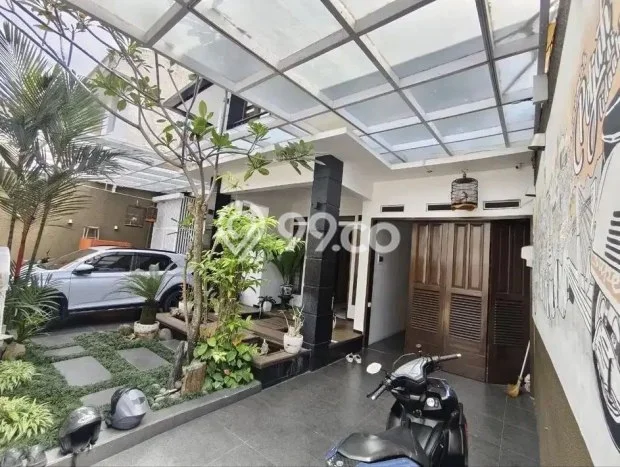 Rumah Elit LB 320m2 Siap Huni Desain Elegan di Turangga, Bandung Rumah Elit LB 320m2 Siap Huni Desain Elegan di Turangga, Bandung