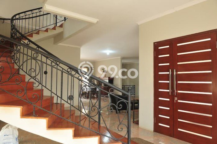 Jual Rumah Luas Megah Dengan View Cantik di Resor Dago Pakar, Bandung Jual Rumah Luas Megah Dengan View Cantik di Resor Dago Pakar, Bandung
