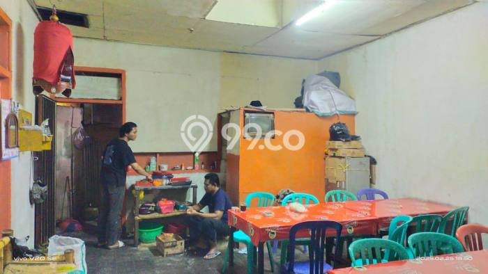 Unit Komersial Dijual di Bandung LT 168m2 & LB 100m2 Unit Komersial Dijual di Bandung LT 168m2 & LB 100m2