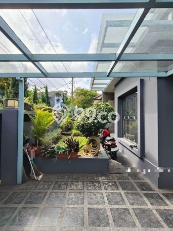 Rumah Elit LB 203m2 Siap Pakai Desain Elegan di Geger Kalong, Bandung Rumah Elit LB 203m2 Siap Pakai Desain Elegan di Geger Kalong, Bandung