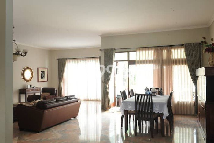 Jual Rumah Luas Megah Dengan View Cantik di Resor Dago Pakar, Bandung Jual Rumah Luas Megah Dengan View Cantik di Resor Dago Pakar, Bandung