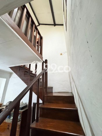 Rumah Modern 8 KT LT 185m2 di Cikutra Rumah Modern 8 KT LT 185m2 di Cikutra