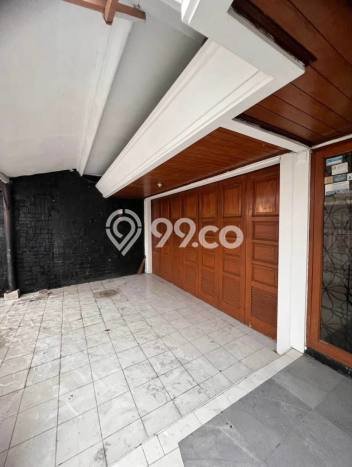 Rumah Luas Asri 6 KT Siap Pakai di Leuwi Panjang Bandung Rumah Luas Asri 6 KT Siap Pakai di Leuwi Panjang Bandung