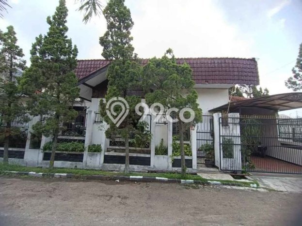 Dijual Rumah 5 Kamar Lokasi Strategis Bagus dan Strategis di Antapani Dijual Rumah 5 Kamar Lokasi Strategis Bagus dan Strategis di Antapani
