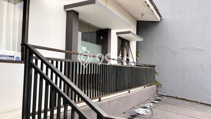 Cocok Untuk Investasi! For Sale Kost di Dago 14 Kamar Cocok Untuk Investasi! For Sale Kost di Dago 14 Kamar