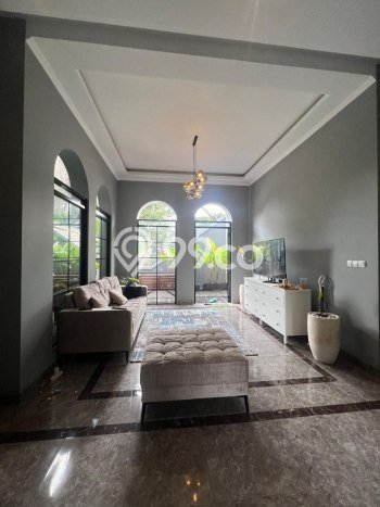Hunian Mewah LB 350m2 Siap Pakai Desain Elegan di Burangrang, Bandung Hunian Mewah LB 350m2 Siap Pakai Desain Elegan di Burangrang, Bandung