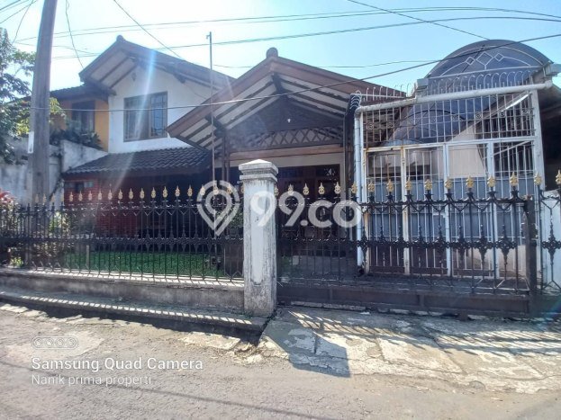 Dijual Hunian Rumah Terawat 5 Kamar di Turangga, Bandung Dijual Hunian Rumah Terawat 5 Kamar di Turangga, Bandung