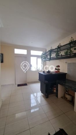Rumah Elit Modern Siap Huni di Burangrang Bandung Rumah Elit Modern Siap Huni di Burangrang Bandung