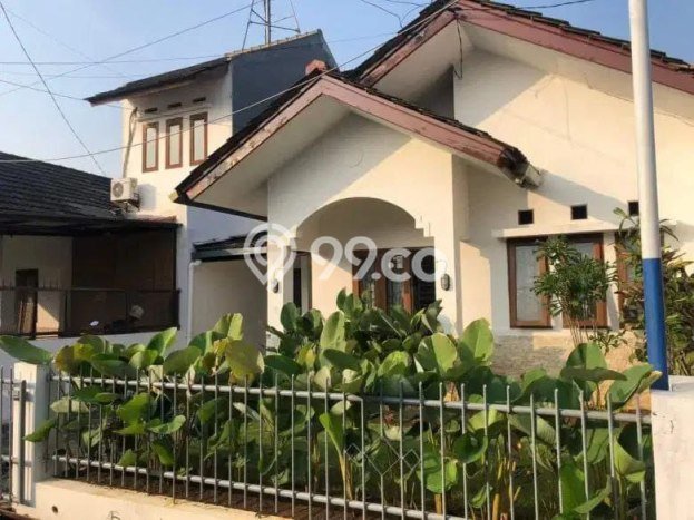 Jual Rumah Bagus Siap Huni LB 100m2 di Antapani, Bandung Jual Rumah Bagus Siap Huni LB 100m2 di Antapani, Bandung