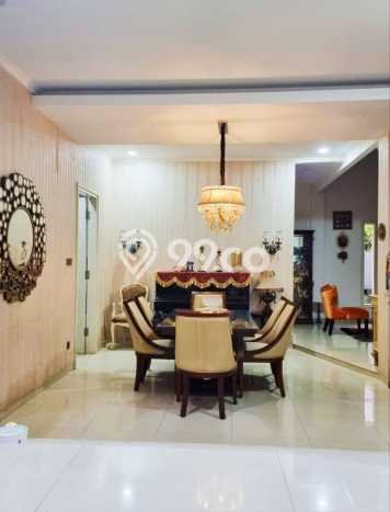 Jual Rumah Mewah Elegan Dengan View Eksklusif di Moch Toha, Bandung Jual Rumah Mewah Elegan Dengan View Eksklusif di Moch Toha, Bandung