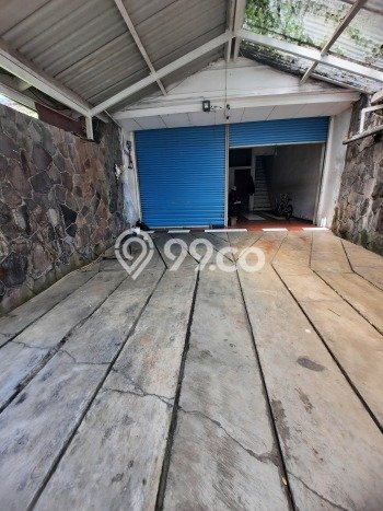 Rumah Luxury Modern Tanpa Renovasi di Surya Sumantri Bandung Rumah Luxury Modern Tanpa Renovasi di Surya Sumantri Bandung