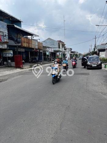 Ruko untuk Disewa di Pusat Surabaya Luas Bangunan 360m2 Ruko untuk Disewa di Pusat Surabaya Luas Bangunan 360m2