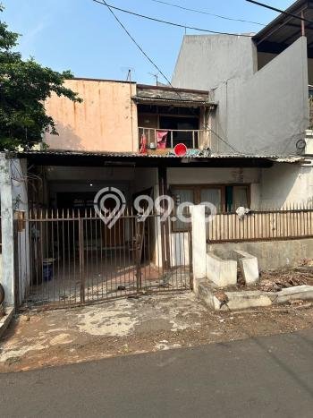 For Sale Rumah 4 Kamar Lokasi Strategis Bagus dan Strategis di Duren Sawit For Sale Rumah 4 Kamar Lokasi Strategis Bagus dan Strategis di Duren Sawit