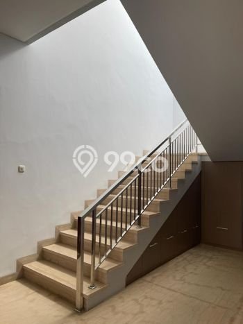 Rumah Luxury Modern Siap Huni di Setra Sari Bandung Rumah Luxury Modern Siap Huni di Setra Sari Bandung