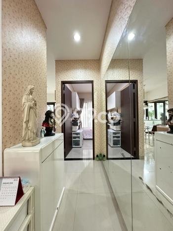 Rumah Mewah LB 250m2 Siap Pakai Desain Elegan di Pasteur, Bandung Rumah Mewah LB 250m2 Siap Pakai Desain Elegan di Pasteur, Bandung