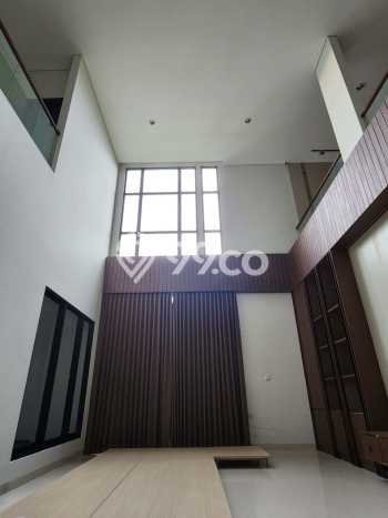 Rumah Luxury Modern Tanpa Renovasi di Summarecon Bandung Bandung Rumah Luxury Modern Tanpa Renovasi di Summarecon Bandung Bandung