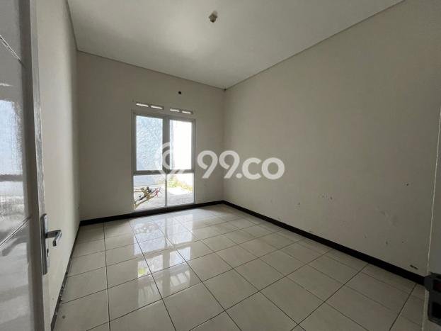 For Sale Hunian Rumah Terawat 3 Kamar di Kota Baru Parahyangan, Bandung For Sale Hunian Rumah Terawat 3 Kamar di Kota Baru Parahyangan, Bandung