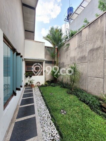 Jual Cepat Hunian Mewah Klasik di Bandung Jual Cepat Hunian Mewah Klasik di Bandung