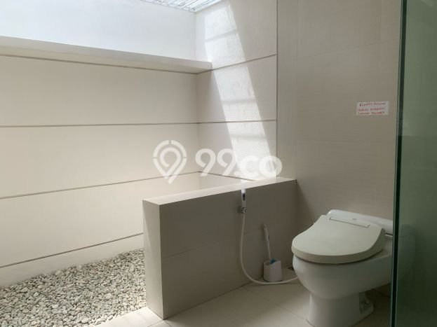 For Sale! Luxury House LT 360m2 Desain Modern di Kota Baru Parahyangan For Sale! Luxury House LT 360m2 Desain Modern di Kota Baru Parahyangan