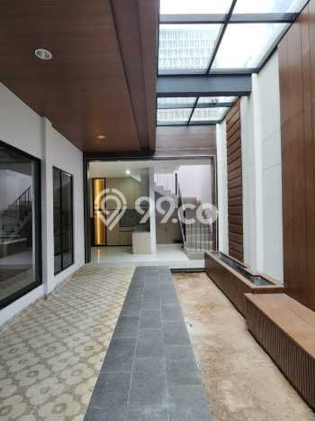 Rumah Luxury Modern Tanpa Renovasi di Summarecon Bandung Bandung Rumah Luxury Modern Tanpa Renovasi di Summarecon Bandung Bandung