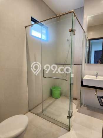 Rumah Luxury Modern Tanpa Renovasi di Summarecon Bandung Bandung Rumah Luxury Modern Tanpa Renovasi di Summarecon Bandung Bandung