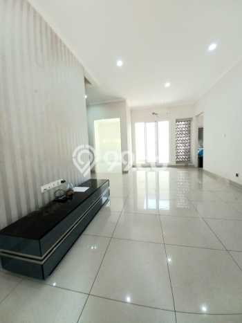For Sale! Luxury House LT 144m2 Desain Elegan di Summarecon Bandung For Sale! Luxury House LT 144m2 Desain Elegan di Summarecon Bandung