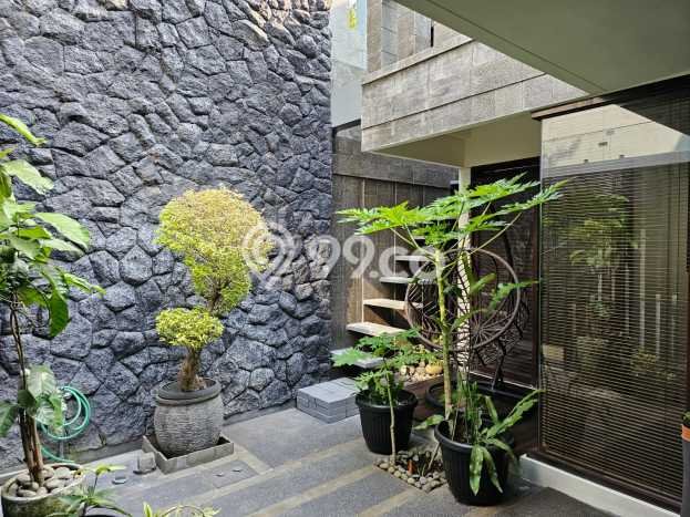 Ready to Use! Luxury House LT 162m2 Desain Modern di Kota Baru Parahyangan Ready to Use! Luxury House LT 162m2 Desain Modern di Kota Baru Parahyangan